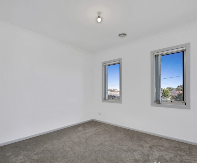 Unfurnished room with own bathroom