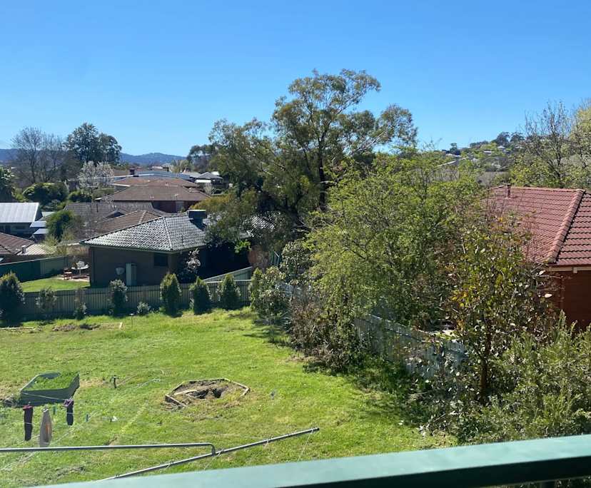 $275, Homestay, 4 bathrooms, East Albury NSW 2640