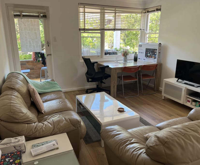 Furnished room in a flatshare