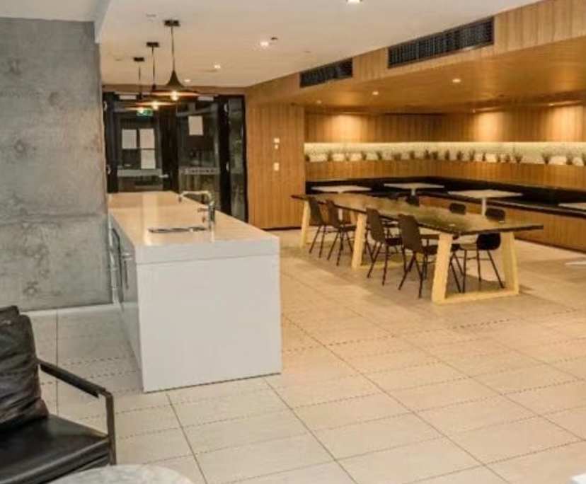 $370, Flatshare, 2 bathrooms, Melbourne VIC 3000