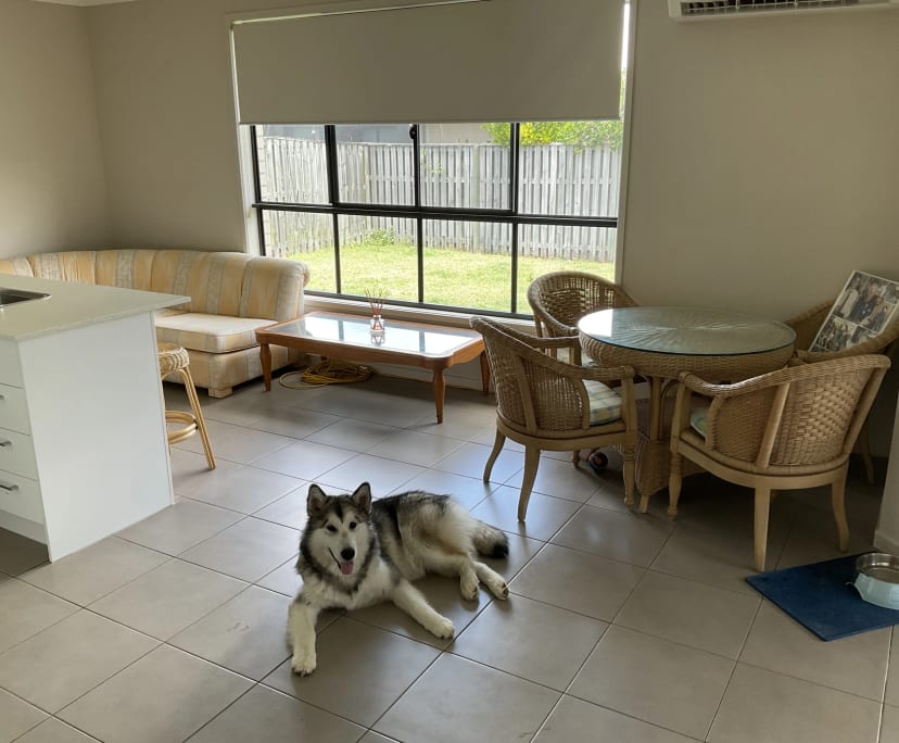 $325, Share-house, 3 bathrooms, Pimpama QLD 4209