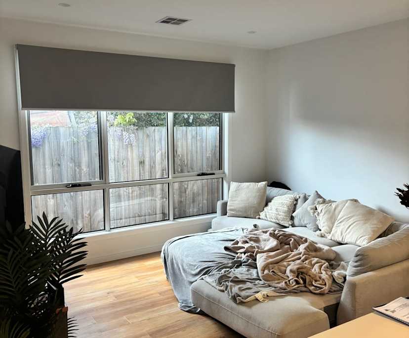 Whole property with 2 rooms for rent