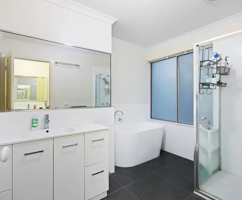 Room in a share house