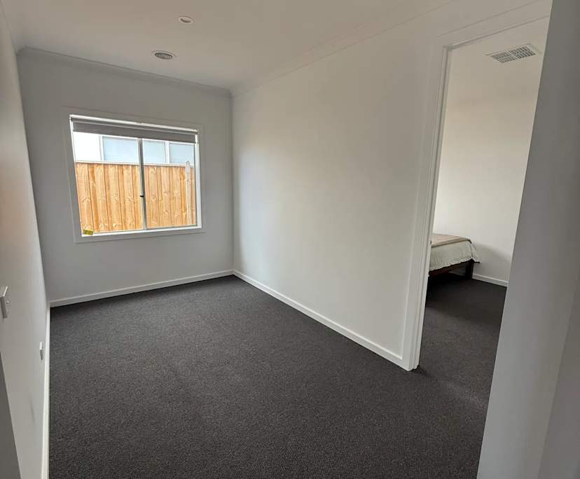 $190, Share-house, 4 bathrooms, Armstrong Creek VIC 3217