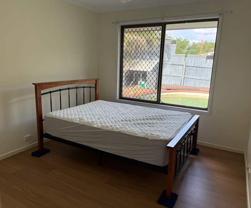 $450, Share-house, 5 bathrooms, Runcorn QLD 4113