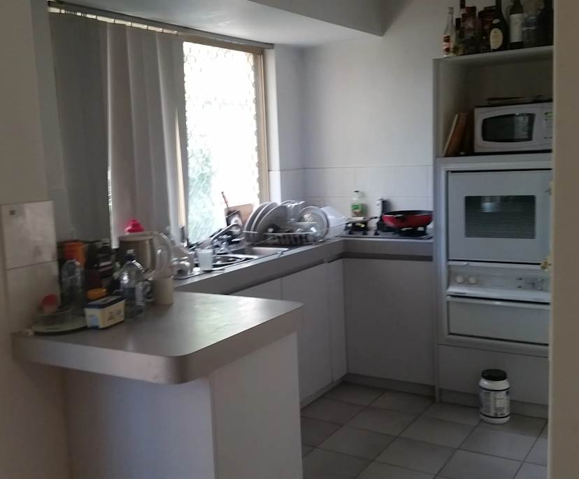 Unfurnished room in a share house