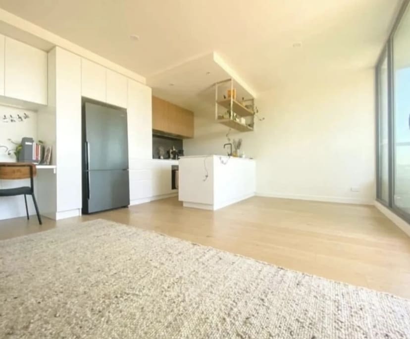 Furnished room in a flatshare