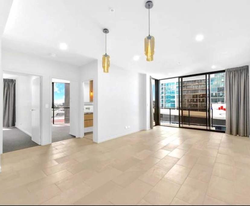 Unfurnished room with own bathroom