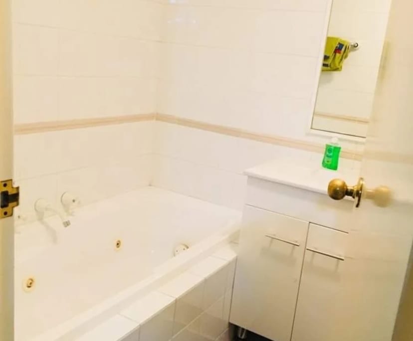 $620, Flatshare, 2 bathrooms, Pyrmont NSW 2009