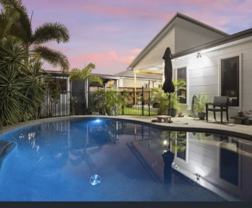 Room for Rent in Garbutt, Townsville 280, Furnish...