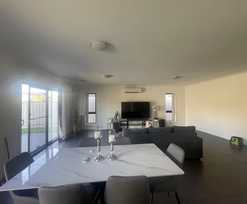 $235, Share-house, 4 bathrooms, Point Cook VIC 3030