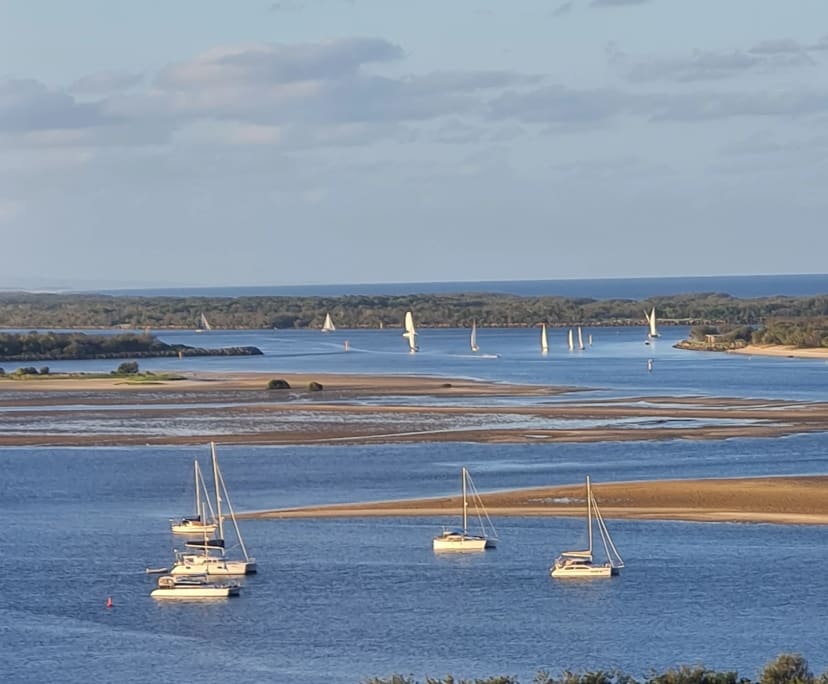 $490, Flatshare, 3 bathrooms, Southport QLD 4215