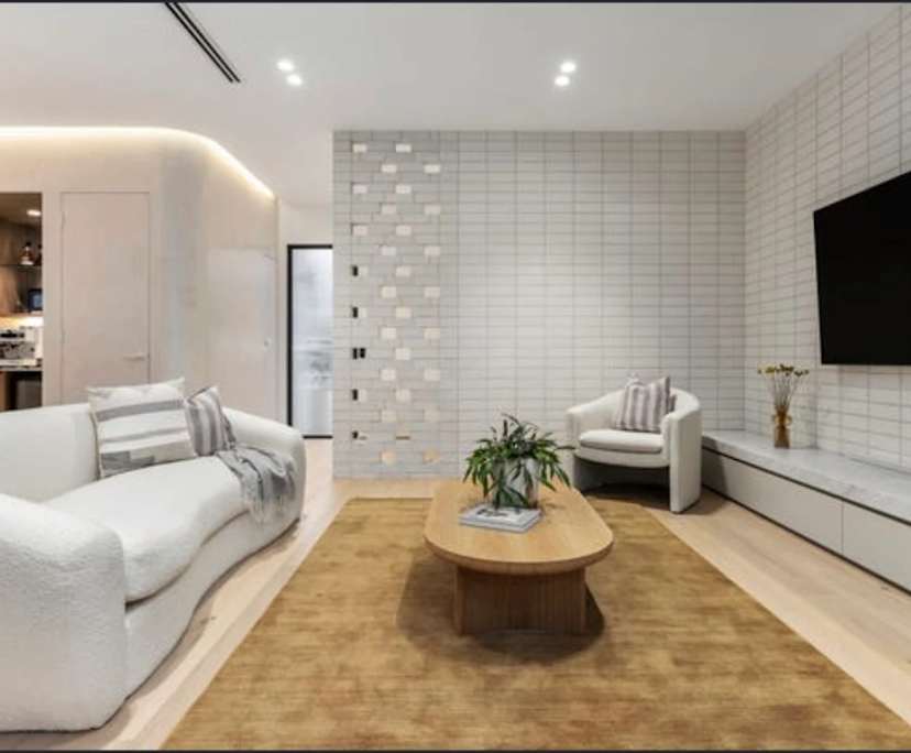 $350, Homestay, 4 bathrooms, Surrey Hills VIC 3127