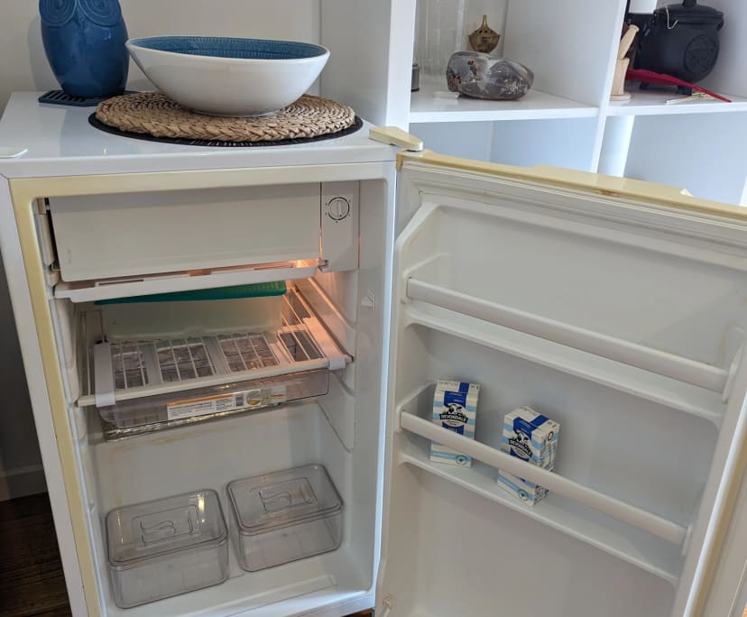 $210, Student-accommodation, 1 bathroom, Melton West VIC 3337