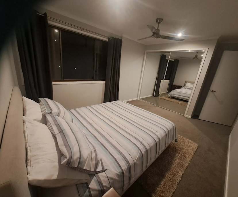$330, Homestay, 2 bathrooms, Guanaba QLD 4210