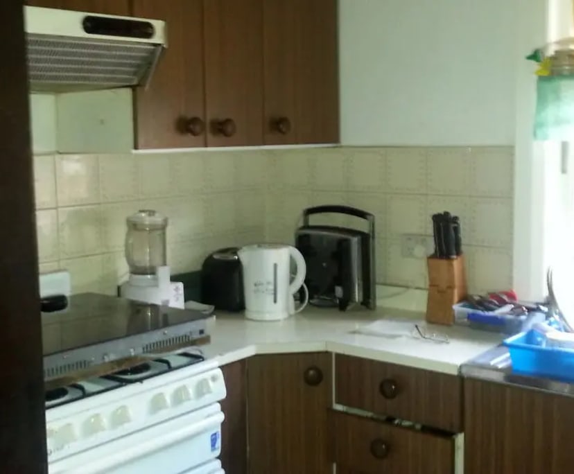 Room in a share house