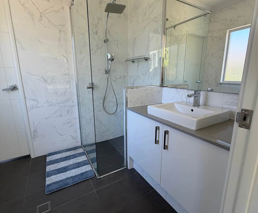 $350, Student-accommodation, 1 bathroom, Wellard WA 6170