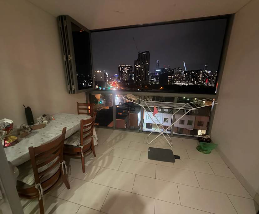 $500, Whole-property, 2 bathrooms, Bowen Hills QLD 4006