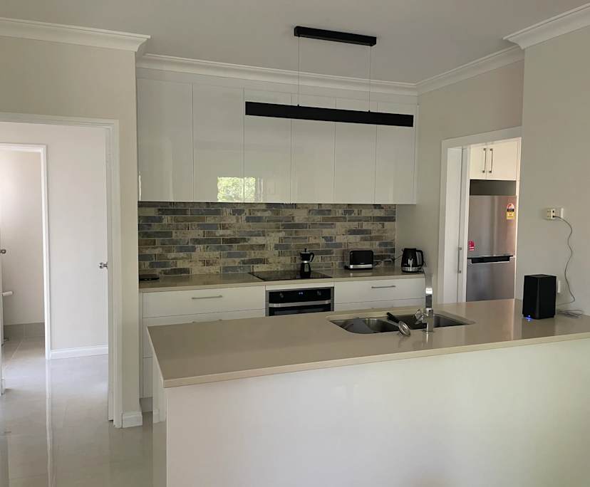$350, Flatshare, 2 bathrooms, East Perth WA 6004