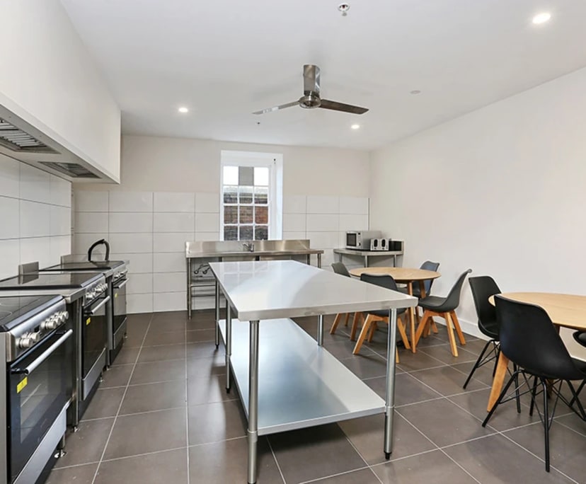 Room for Rent in Geelong, Geelong 230, Furnished,...