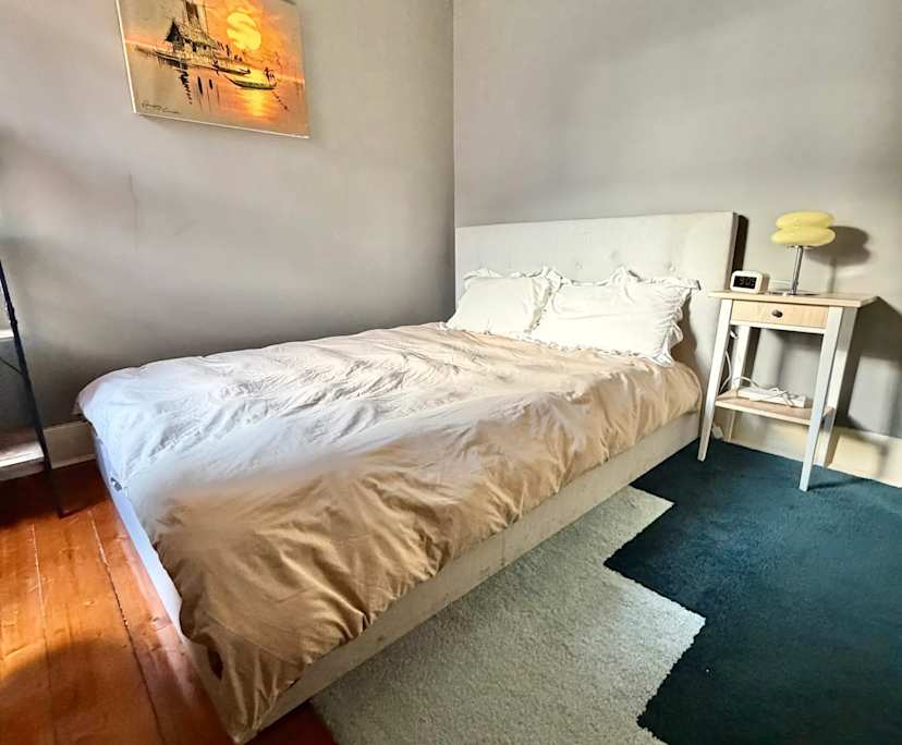 Furnished room with own bathroom