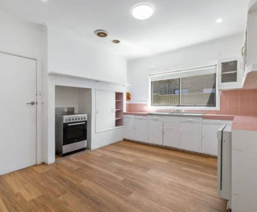 Unfurnished room in a share house