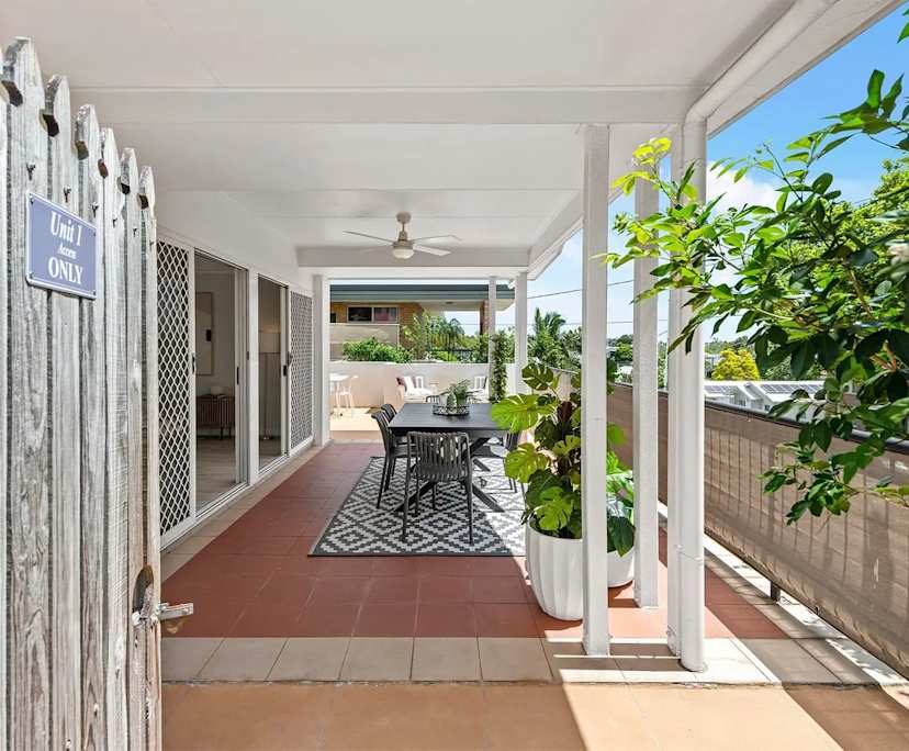 Unfurnished room with own bathroom