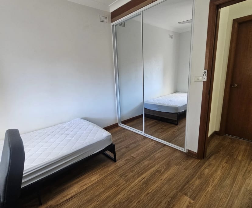 $320, Share-house, 6 bathrooms, Roseville NSW 2069