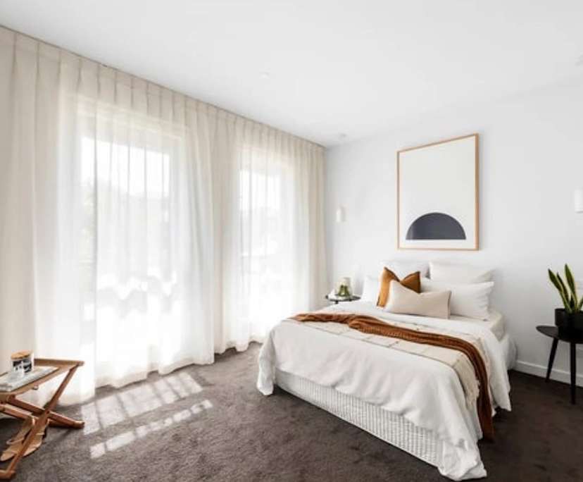 Furnished room with ensuite in a share house