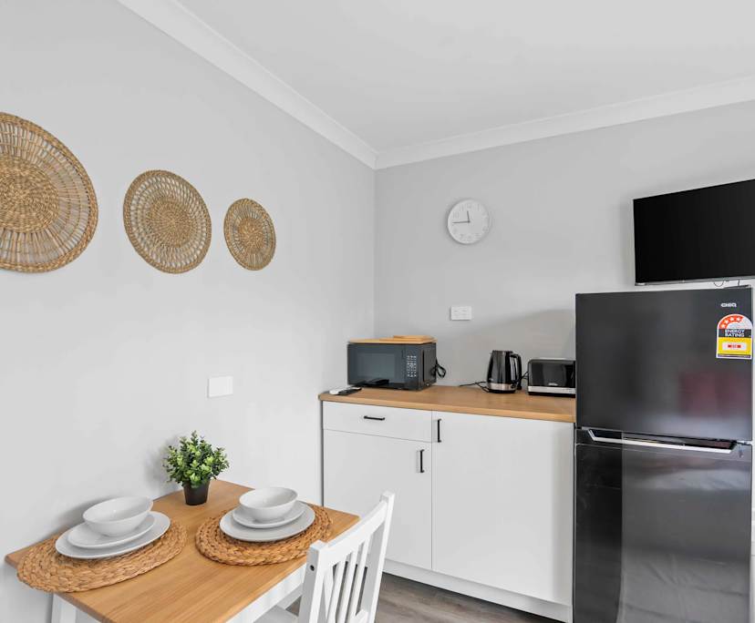 $300, Share-house, 6 bathrooms, Truganina VIC 3029