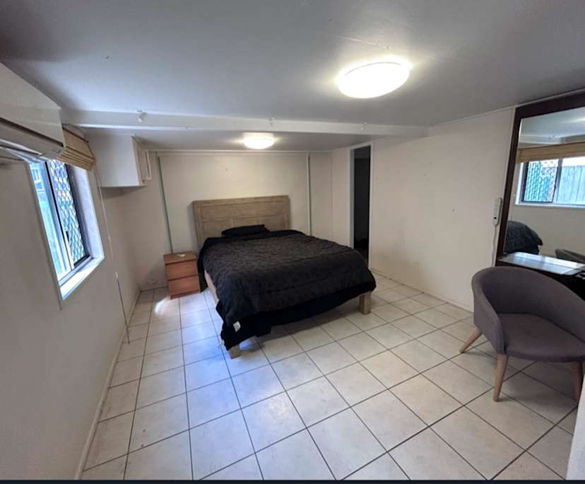 $400, Studio, 1 bathroom, Norman Park QLD 4170
