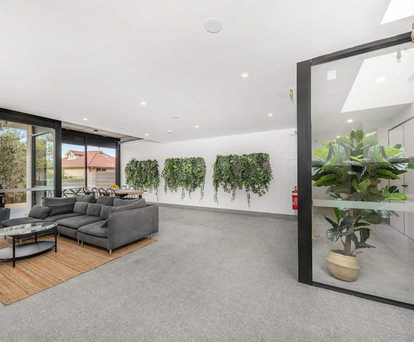 $600, Studio, 1 bathroom, Hurlstone Park NSW 2193