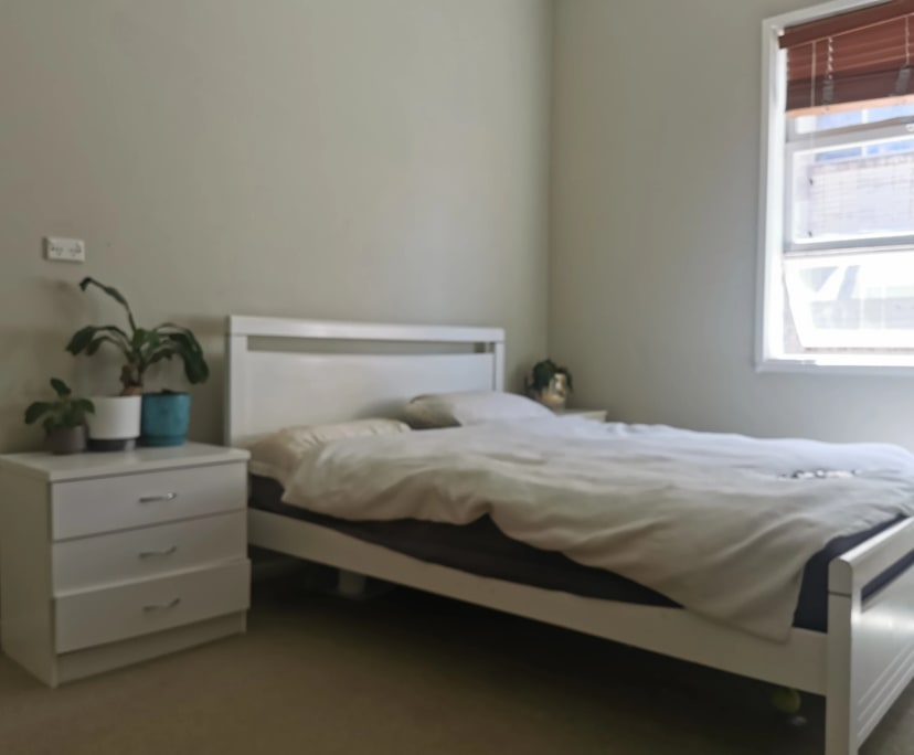 Room in a share house