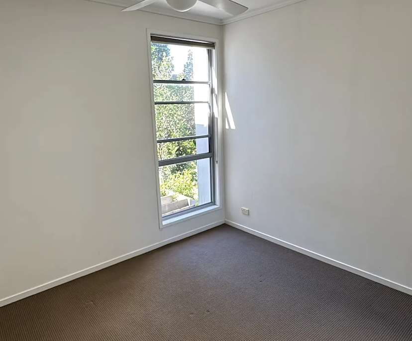 Unfurnished room in a share house