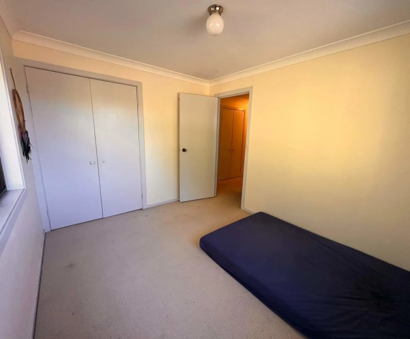 $250, Share-house, 4 bathrooms, Ocean Shores NSW 2483