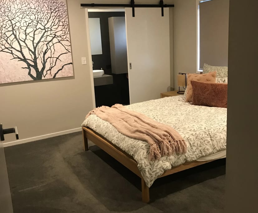Furnished room with own bathroom