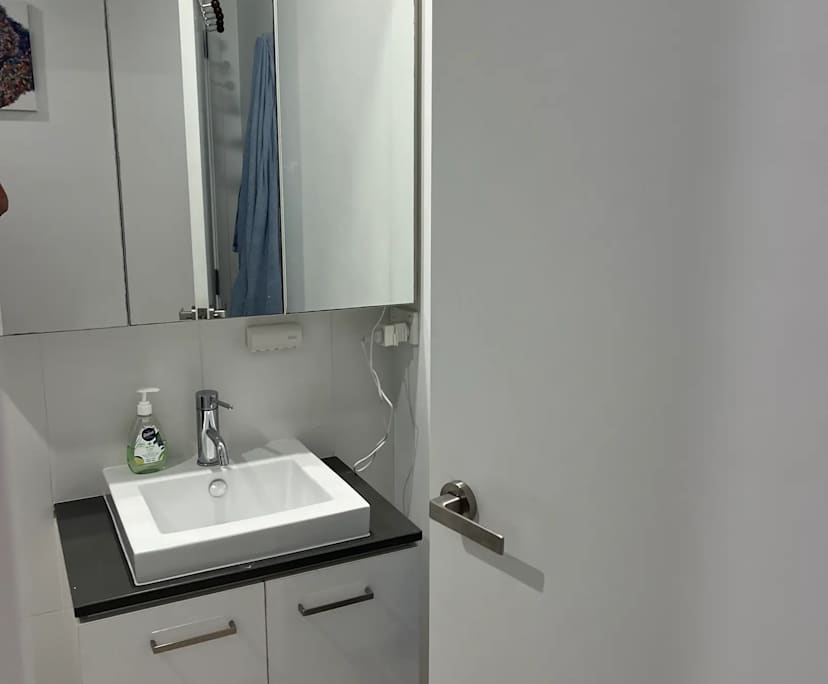 $400, Flatshare, 2 bathrooms, Fortitude Valley QLD 4006