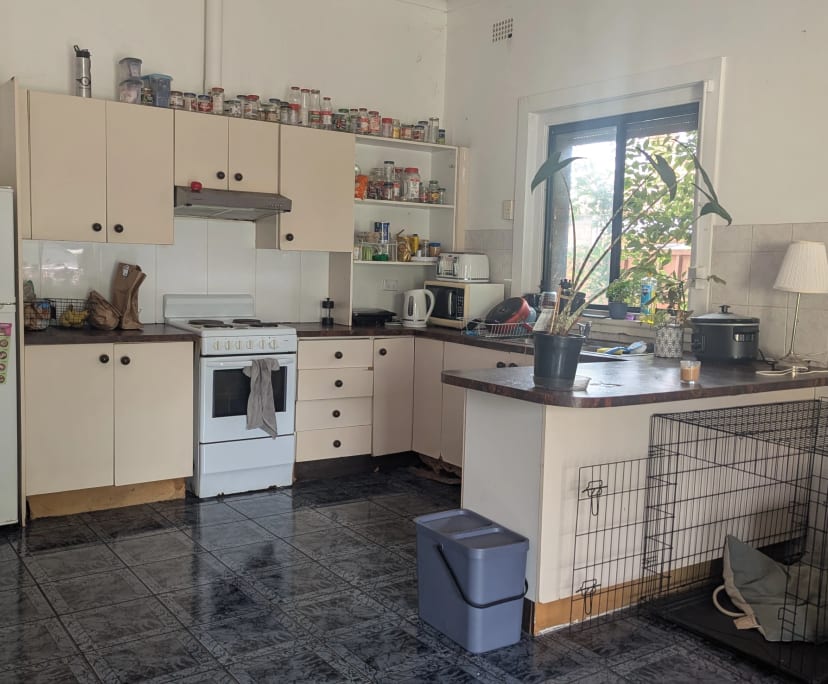 Furnished room in a share house
