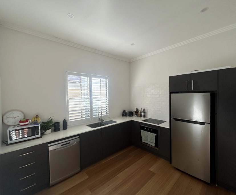 Furnished room in a flatshare