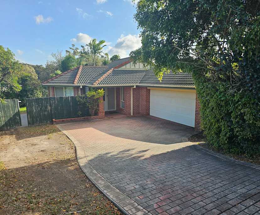 Unfurnished room in a share house