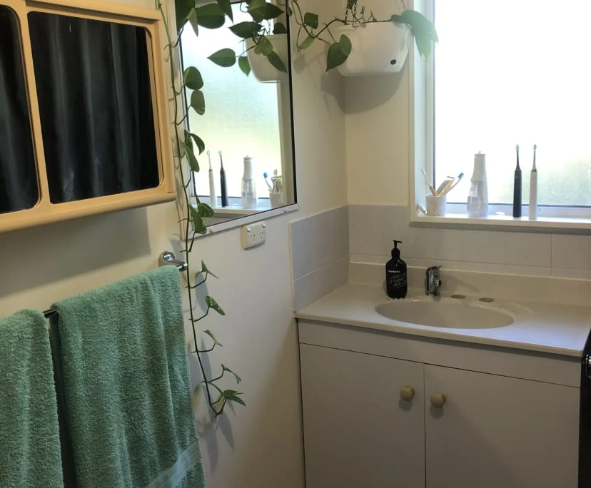 $260, Share-house, 2 bathrooms, Woonona NSW 2517