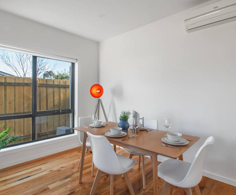 $305, Share-house, 6 bathrooms, Kingsbury VIC 3083