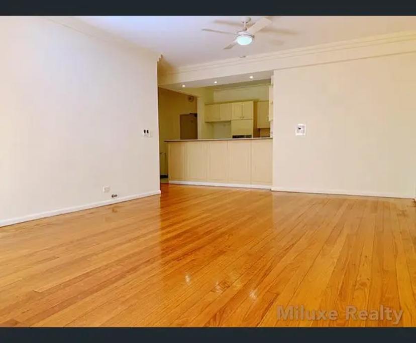 Unfurnished room with own bathroom
