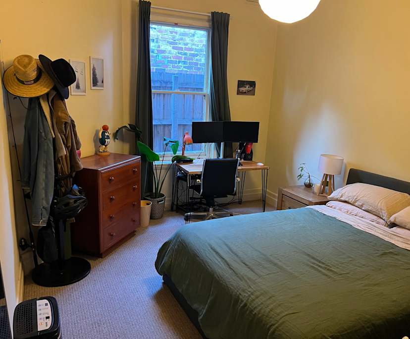 Unfurnished room in a share house