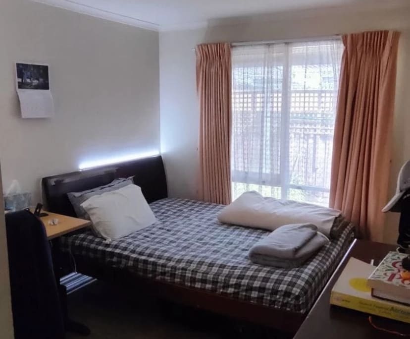 Furnished room in a share house