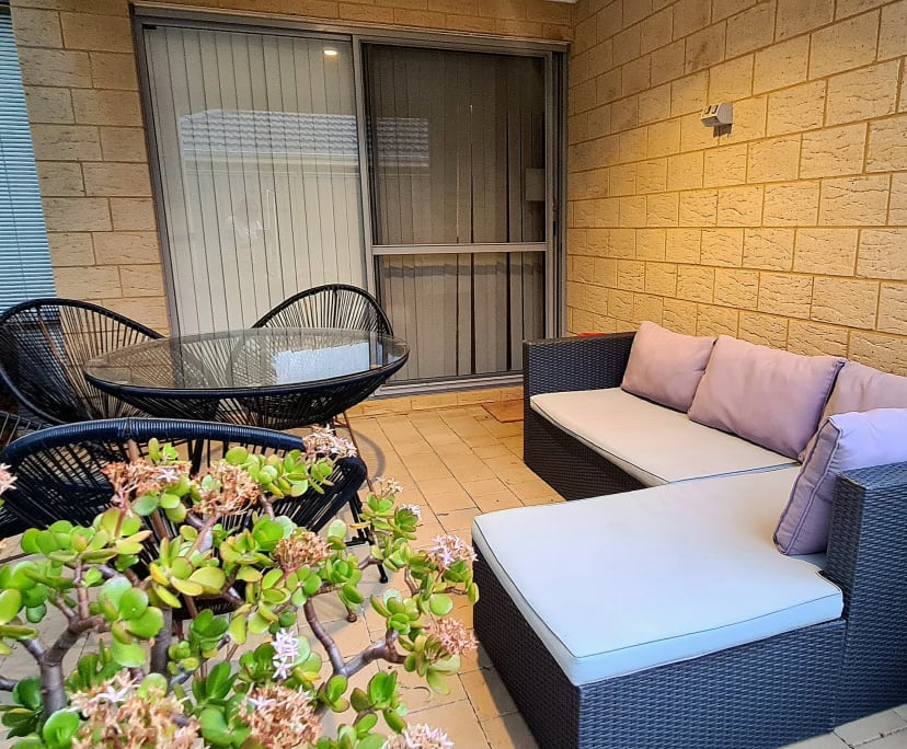 2 Rooms for Rent in East Cannington, Perth 30036...