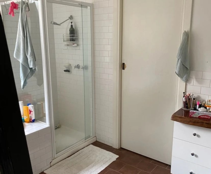 $300, Student-accommodation, 2 rooms, Sydenham VIC 3037, Sydenham VIC 3037