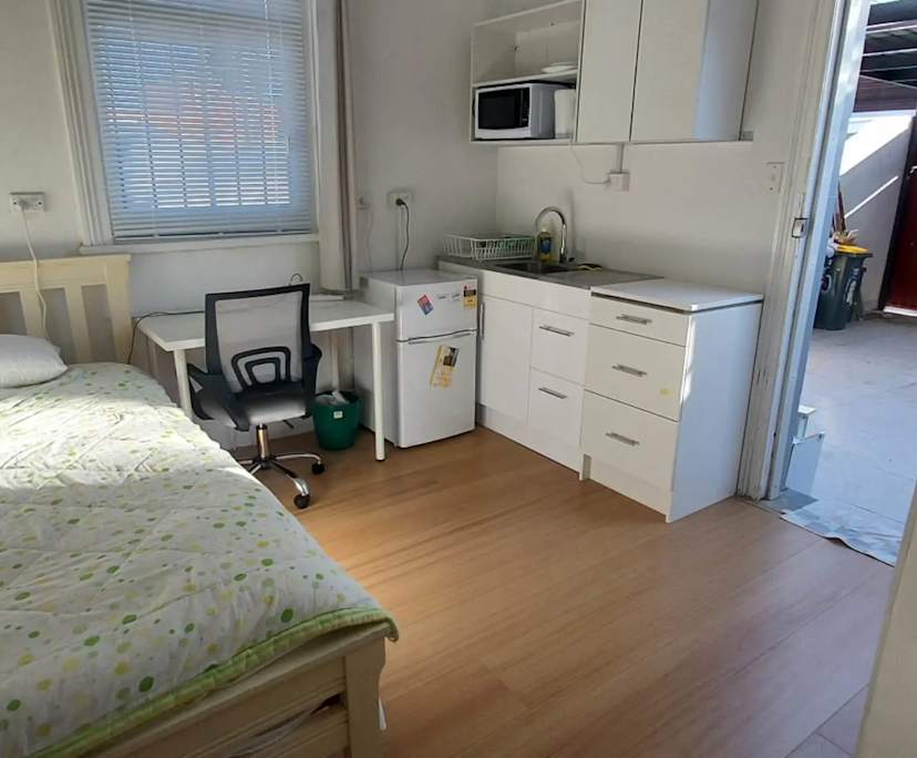 $600, Studio, 1 bathroom, Newtown NSW 2042