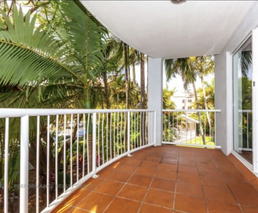 $515, Flatshare, 2 bathrooms, Broadbeach QLD 4218