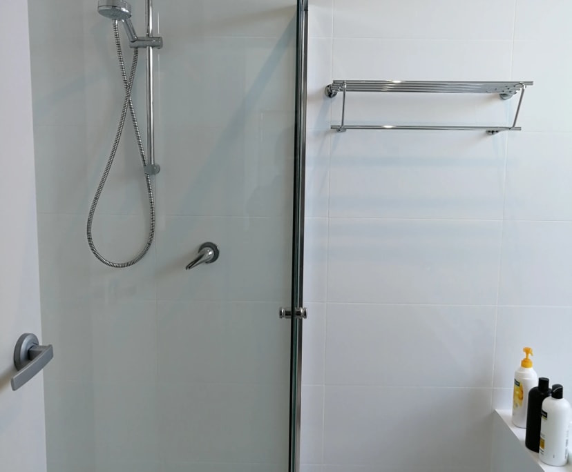 Room for Rent in Trinity Gardens, Adelaide 250, F...